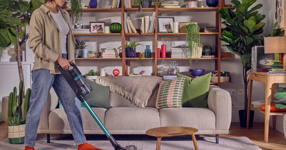 Hoover: From live shoot to listing
